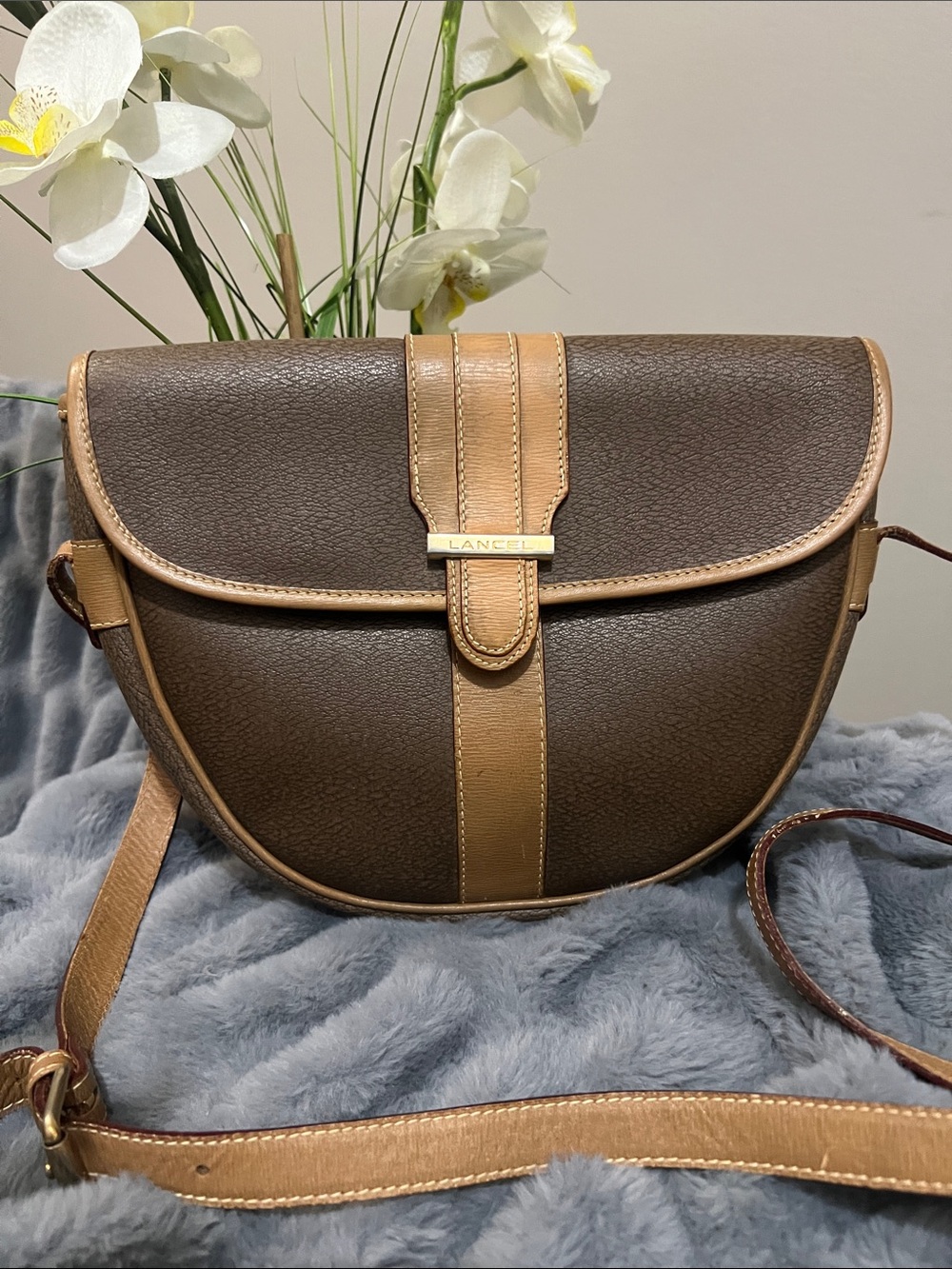 Lancel Paris Vintage Brown & Tan Crossbody Bag GUC retail $495